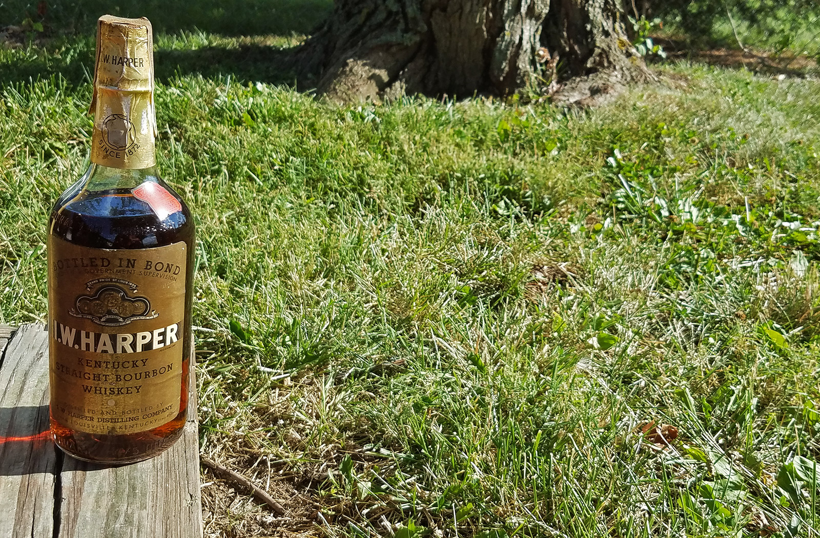 IW Harper Bourbon Whiskey